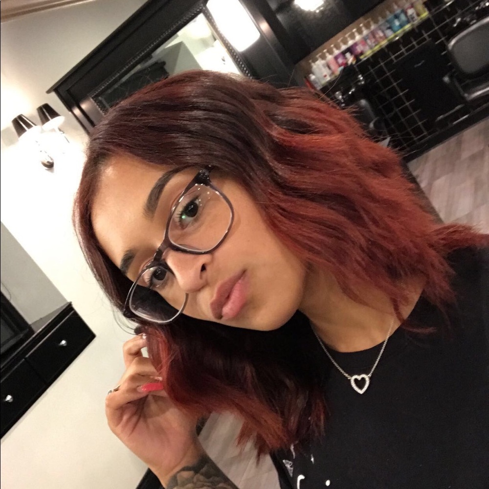 Meet your Posher, Brittany